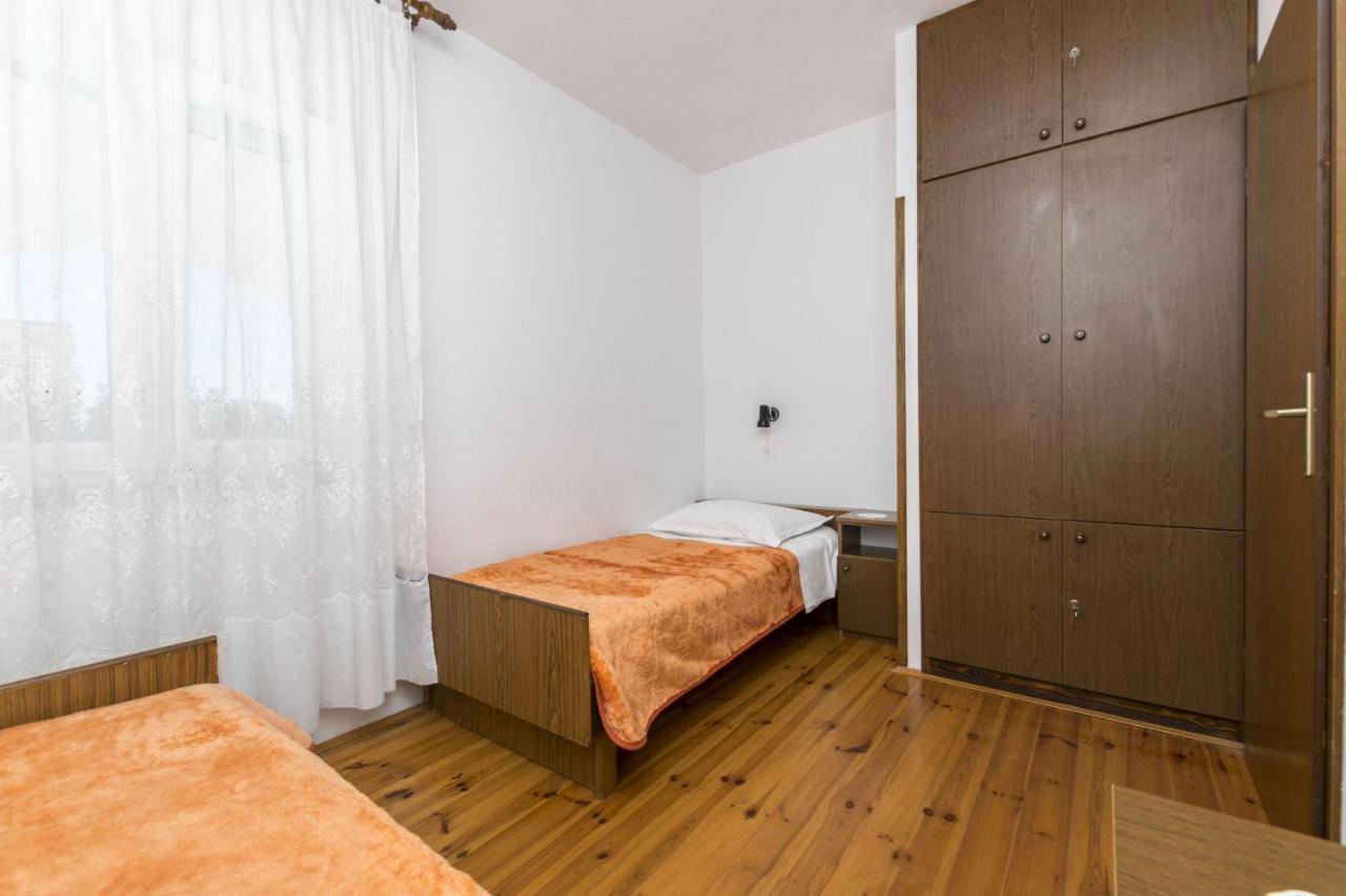 Apartments Neda Trogir Buitenkant foto