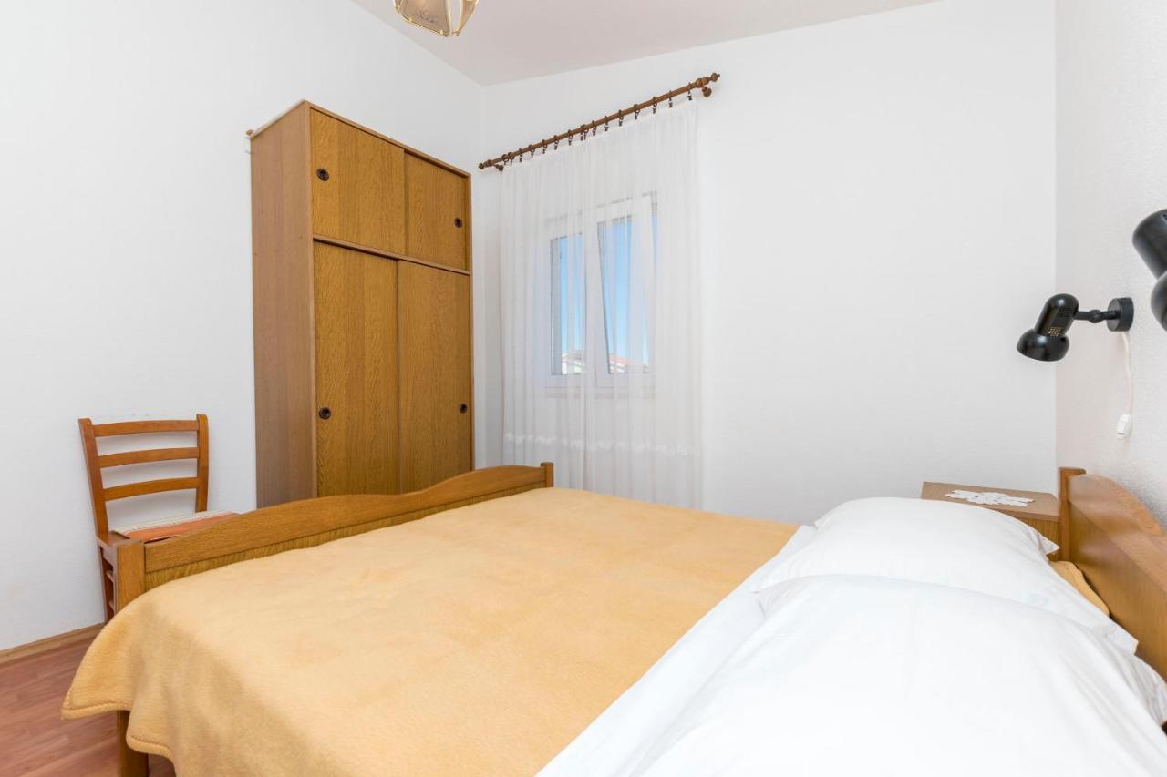 Apartments Neda Trogir Buitenkant foto