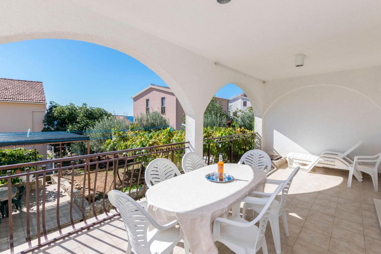 Apartments Neda Trogir Buitenkant foto