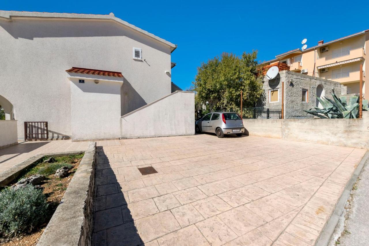Apartments Neda Trogir Buitenkant foto